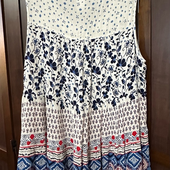 Flowy - Picture 3 of 4